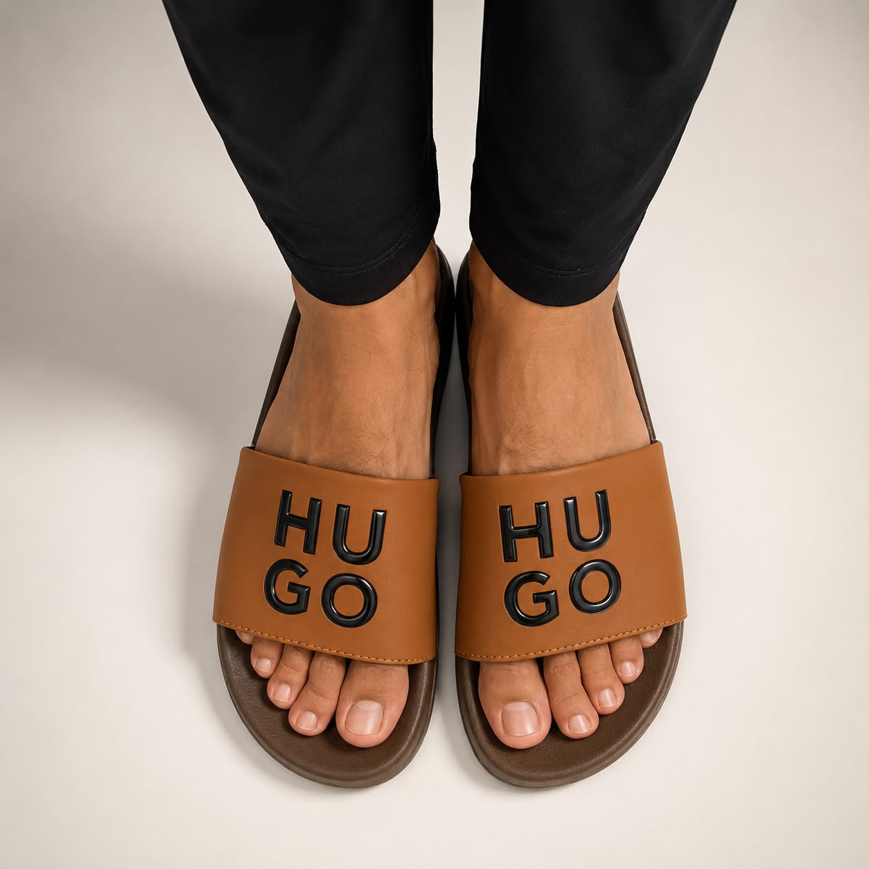 HUGO Signature Comfort Slides – Brown Edition